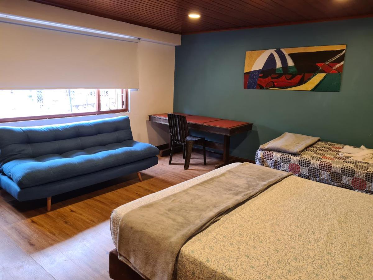 Acogedor Hostal Usaquen La Parada Del Tren Bogota Exterior photo